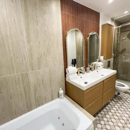 Pt3 - Charming New With Ac - Historical Center Daire *