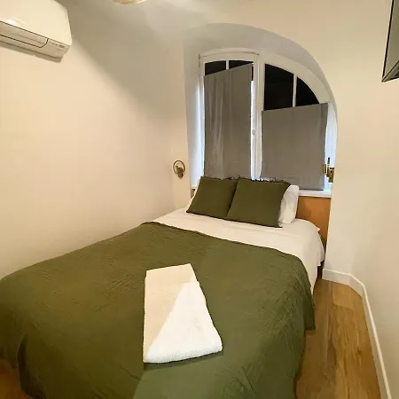 Apartmán Pt3 - Charming New With Ac - Historical Center *